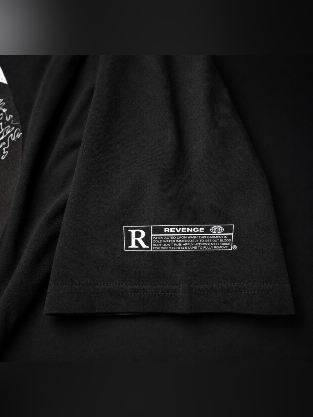 Revenge 'Disc' Graphic Tee - Size M - NWT - Picture 3 of 4